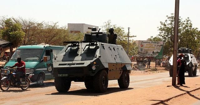 Mali’de otele baskın, 170 kişi rehin alındı