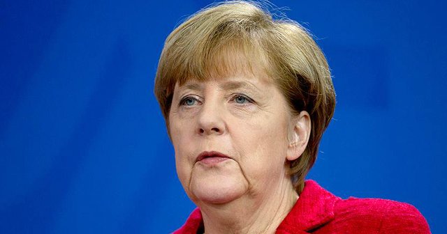 Merkel&#039;den Türkiye&#039;ye destek!