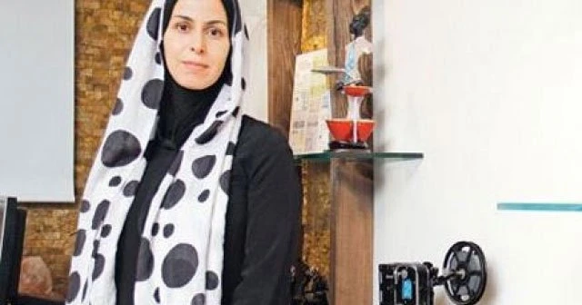Niran Ünsal’dan ‘Başkanlık’ marşı