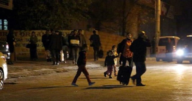 Nusaybin&#039;de halk bölgeyi terk ediyor