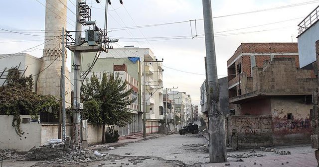 Nusaybin&#039;deki 20&#039;yi aşkın hendek kapatıldı