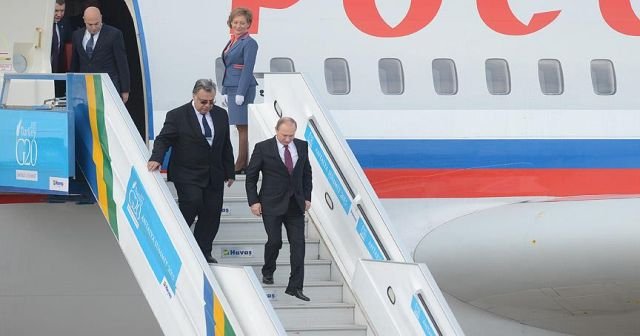 Putin G20 zirvesi için Antalya&#039;ya geldi