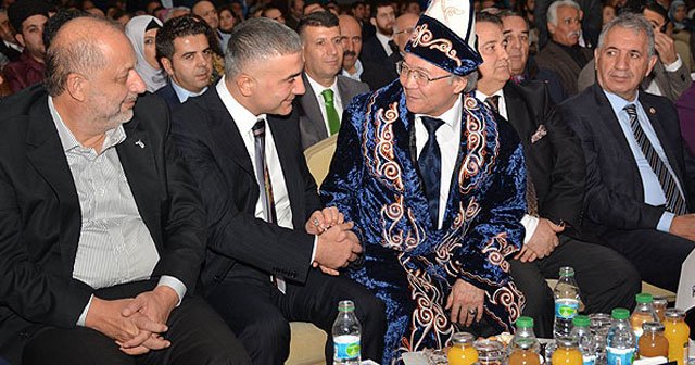 Sedat Peker&#039;e &#039;Dünya Türklüğü Hakan&#039;ı&#039; unvanı verildi