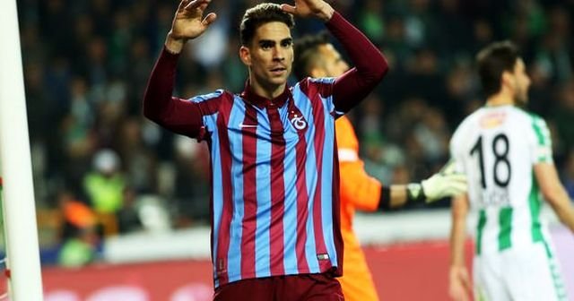 Trabzonspor&#039;da Medjani şehri terk etti