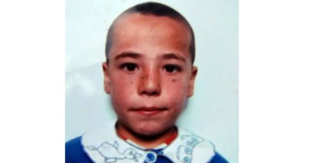 Vahşice öldürülen 12 yaşındaki çocuk son yolculuğuna uğurlandı