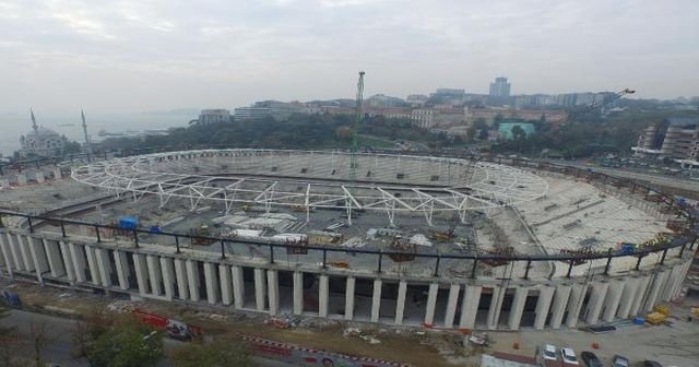 Vodafone Arena&#039;nın çatısı tamam