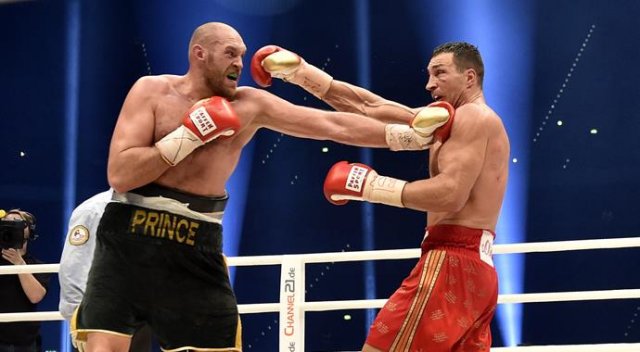 Yeni şampiyon Tyson Fury oldu