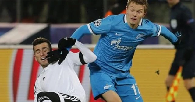 Zenit Valencia'yı ateşe attı