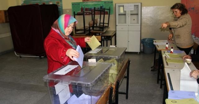 Zonguldak&#039;ta bir mahallede seçmenler iki kez oy kullandı