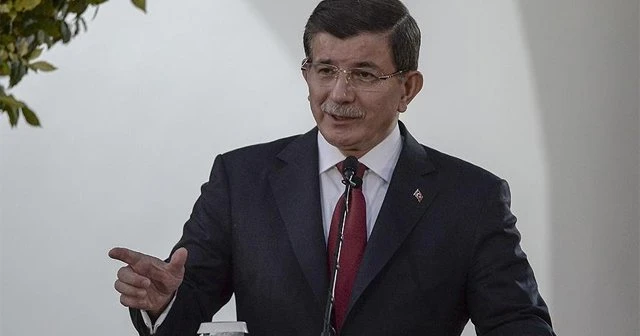 'Hiç kimsenin önünde el pençe durmadım'