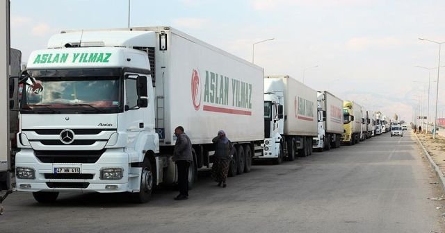 Azerbaycan&#039;dan transit TIR ücretlerinde indirim