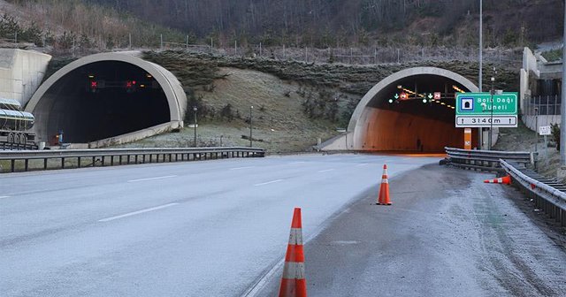 Bolu Dağı Tüneli İstanbul yönü ulaşıma açıldı