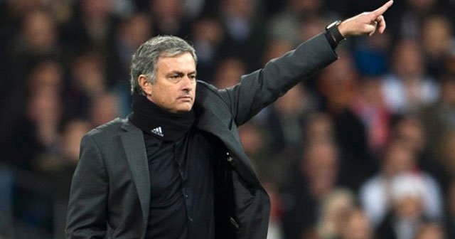 Chelsea&#039;de Mourinho dönemi kapandı!