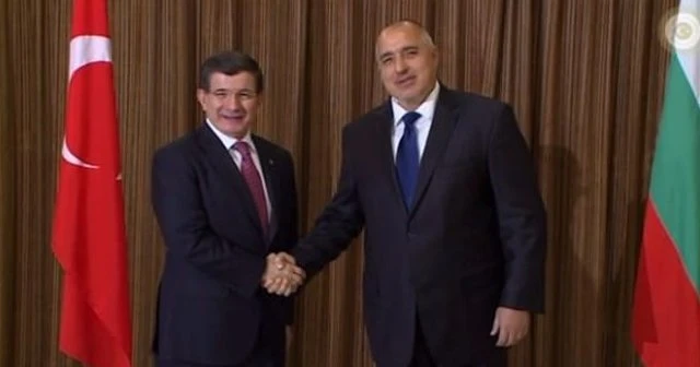 Davutoğlu ve Borisov, Sofya'da ikili ilişkileri ve bölgesel konuları görüştü