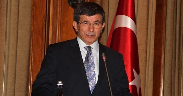 Davutoğlu, 'O resim gözümüzün önünden gitmiyor'