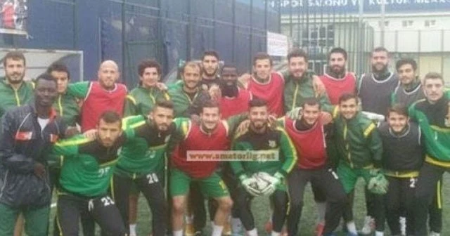 Eboue Yeşilköyspor ile antrenmana çıktı