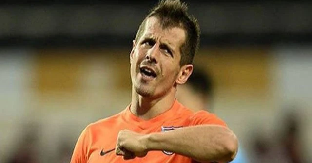 Emre, 'Geri döneceğim'
