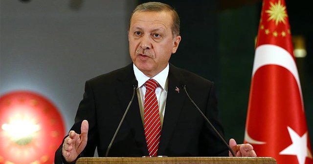 Erdoğan, &#039;Kibir abideleri kaçacak delik arıyorlar&#039;