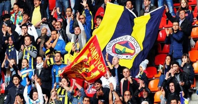 Fenerbahçe zirveyi Galatasaray’dan aldı