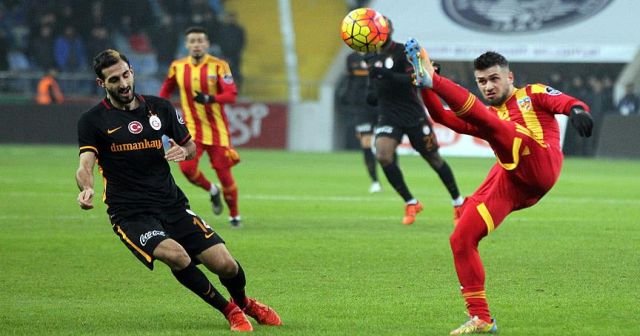 Galatasaray 1 puanla yetindi