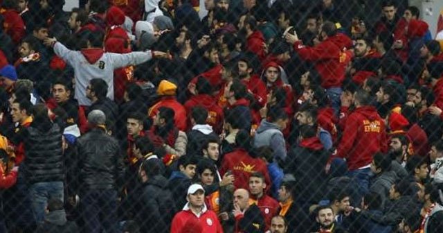 Galatasaray taraftarından sert tepki