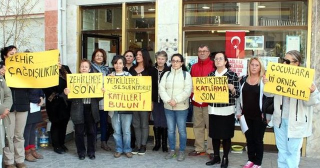 Hayvanları zehirleyeni ihbar edene 5 bin tl ödül