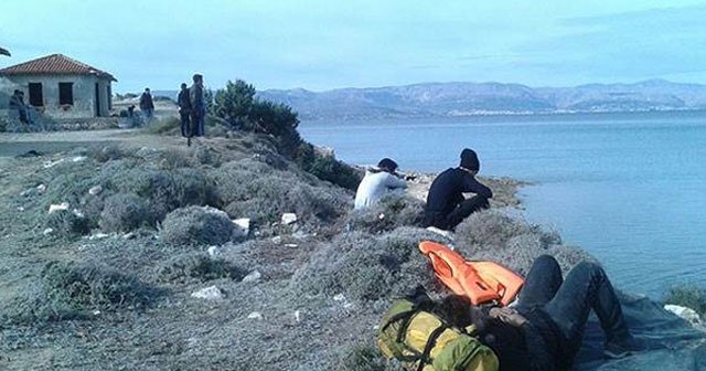İzmir&#039;de üç ceset kıyıya vurdu