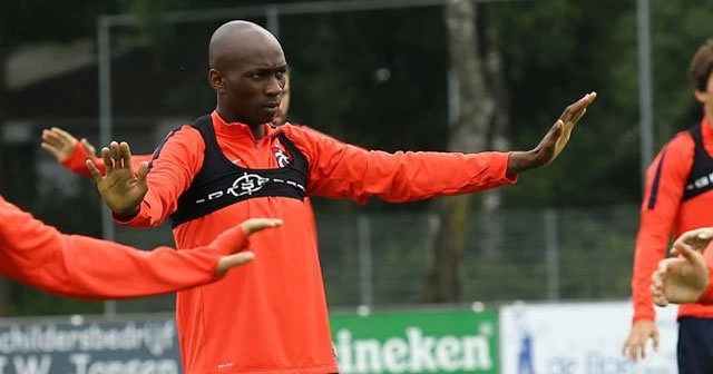 M'Bia, 'Eto'o bizim ülkemizde efsane haline geldi'