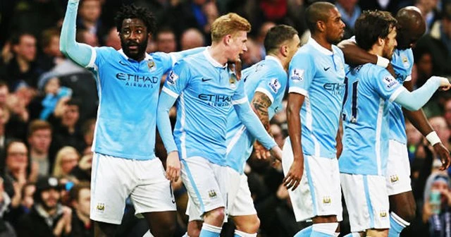 Manchester City evinde 4 köşe