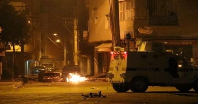 Mardin Nusaybin'de elektrikler kesildi! Silah sesleri başladı