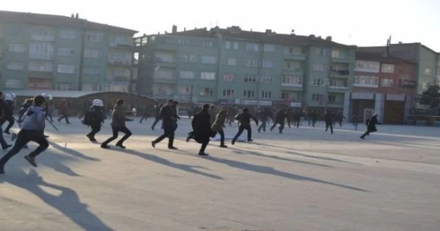 Niğdeliler HDP'lileri böyle kovaladı
