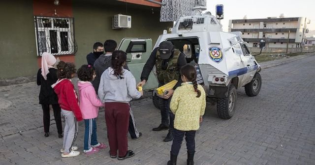 Operasyon bölgesindeki vatandaşa yardım eli