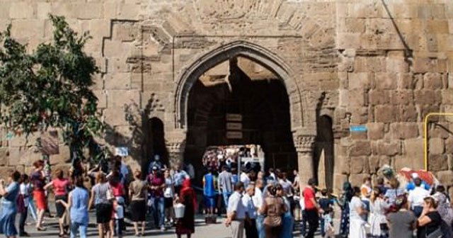 Rus turist gruba saldırı, 1 ölü, 11 yaralı