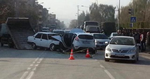 Sakarya'da zincirleme kaza