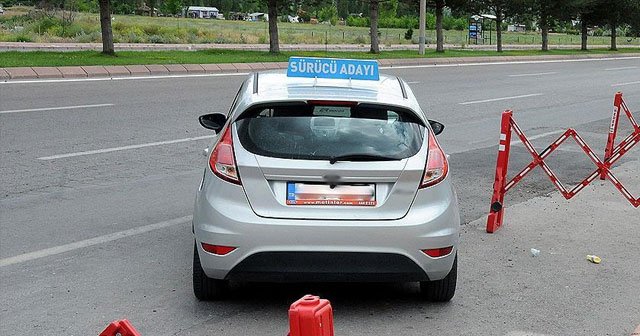 Sürücü belgeleri yenileniyor, aday sürücü dönemi başlıyor