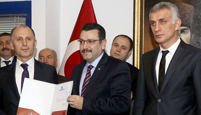 Trabzonsor&#039;un yeni başkan Usta mazbatasını aldı
