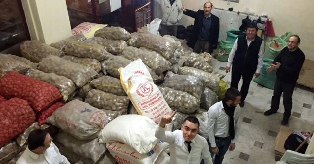 Türkmenlere 10 ton patates
