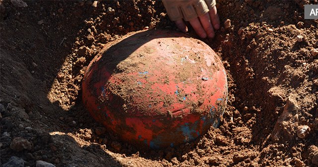Valilik, &#039;Teröristler futbol ve voleybol topu içinde bomba atıyor&#039;