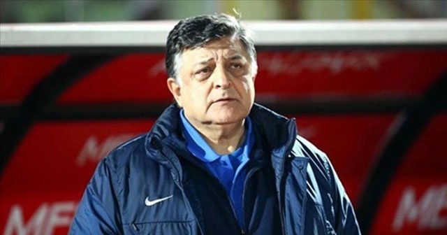 Yılmaz Vural, &#039;Gelen bir teklif yok evde kaldık&#039;