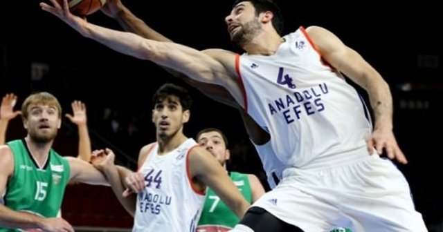 Anadolu Efes Konya&#039;yı farklı geçti!