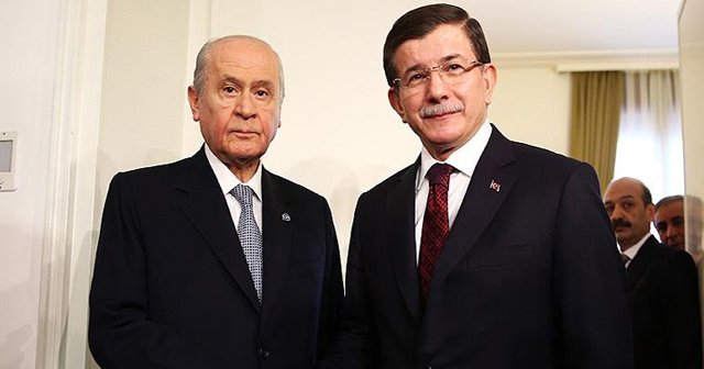 Başbakan Davutoğlu ile MHP Genel Başkanı Bahçeli bir araya geldi