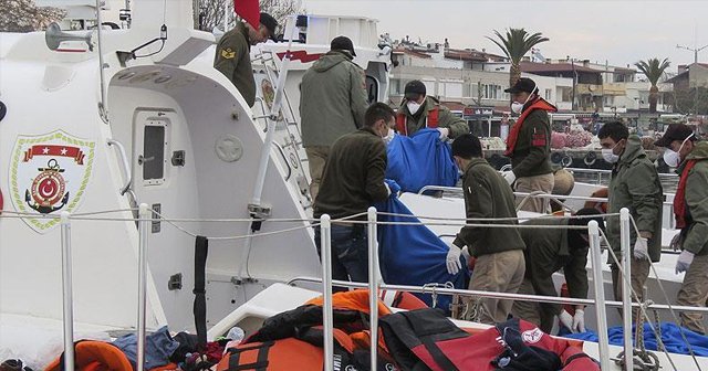 Çanakkale&#039;de yabancı uyrukluları taşıyan tekne battı, 33 ölü