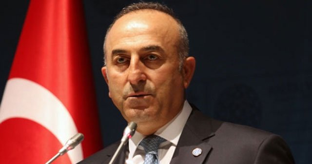 Çavuşoğlu'dan akademisyenlere sert eleştiri