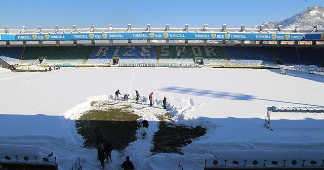 Çaykur Rizespor-Mersin İdmanyurdu maçı ertelendi