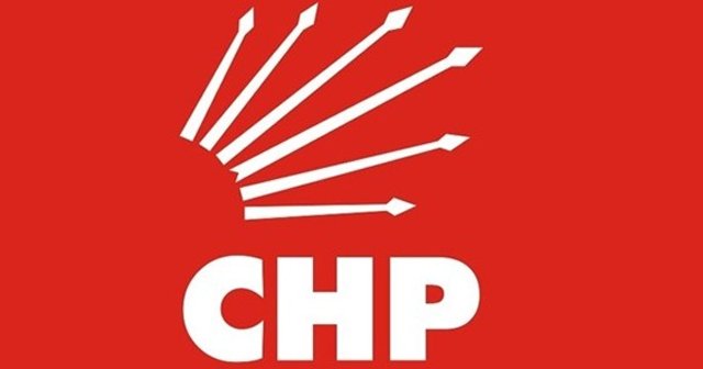 CHP&#039;de sürpriz istifa, görevi bıraktı