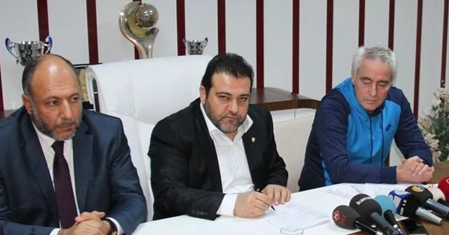 Coşkun Demirbakan Vartaş Elazığspor'da