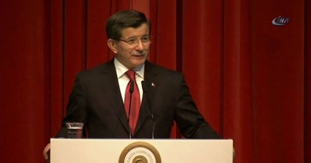 Davutoğlu, &#039;O belediyelerin ihanetlerinin hesabını soracağız&#039;