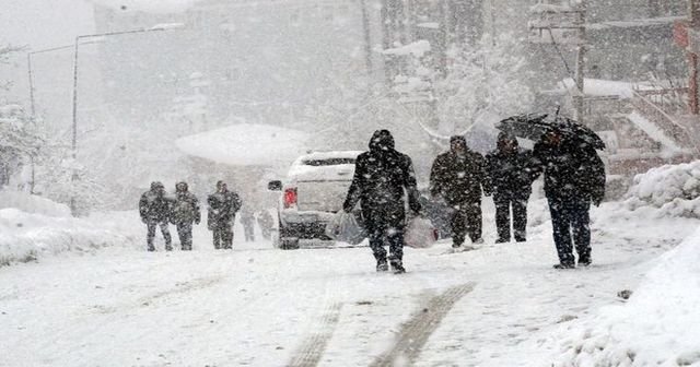 Dikkat! Meteoroloji&#039;den kuvvetli yağış ve kar uyarısı