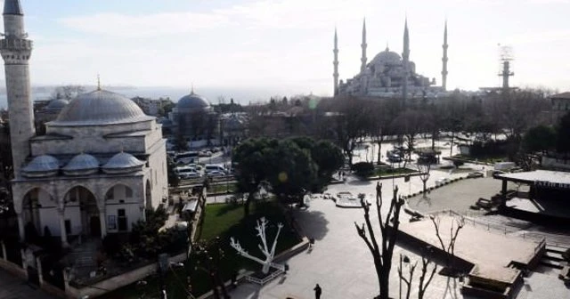 Erdoğan, Davutoğlu ve Görmez Sultanahmet'te