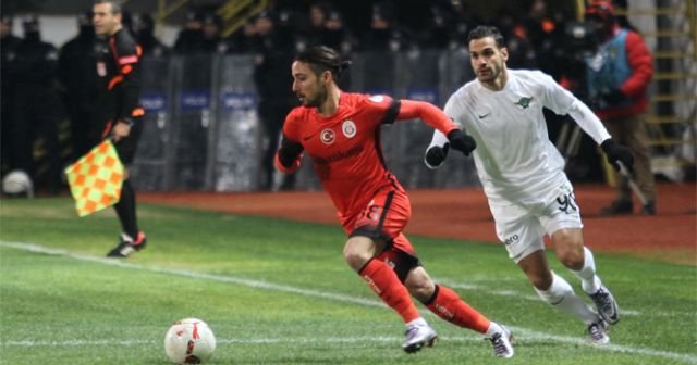 Galatasaray, Akhisar Belediyespor ile 1-1 berabere kaldı